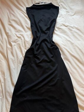 Vintage M Collection Black Bodycon Midi Dress with White Trim